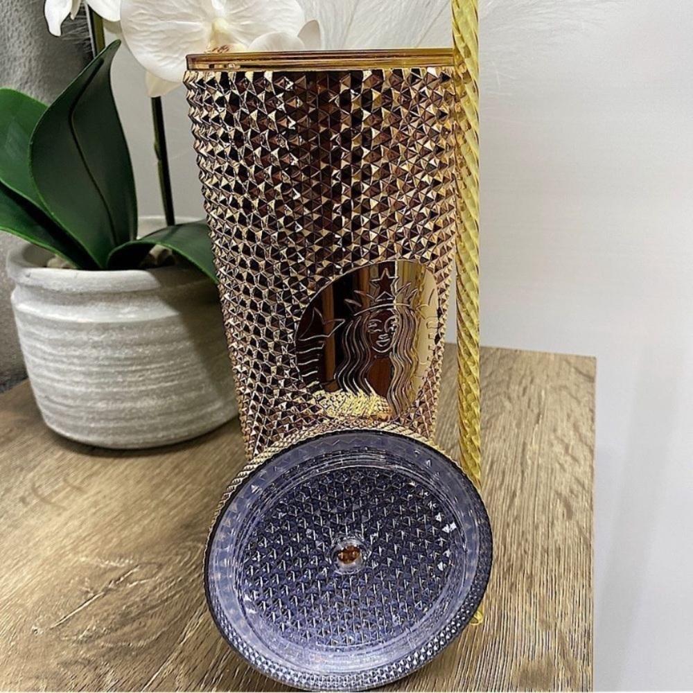 Starbucks Tumbler NWT 2022 Winter Holiday Gold Metallic Chrome Bling Studded - Picture 4 of 7